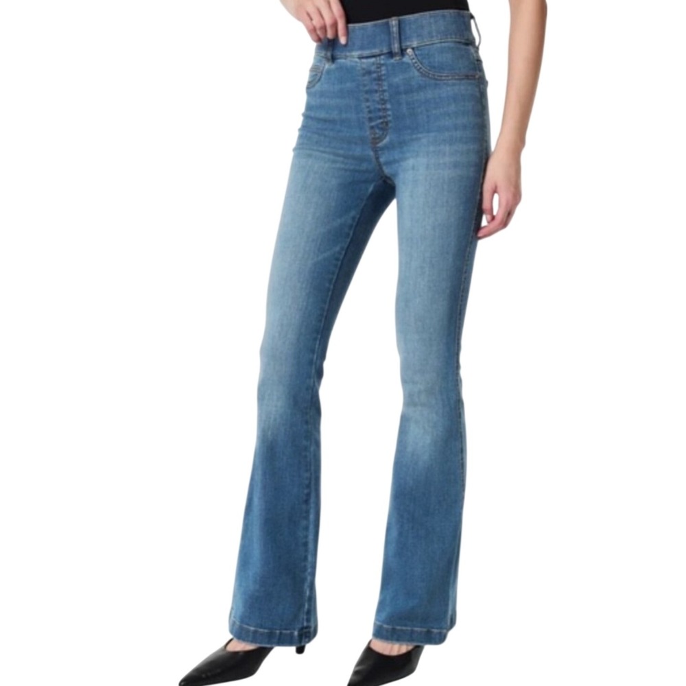 Spanx Flare Leg Pull On Denim Jeans Medium Vintage Indigo Size XS
